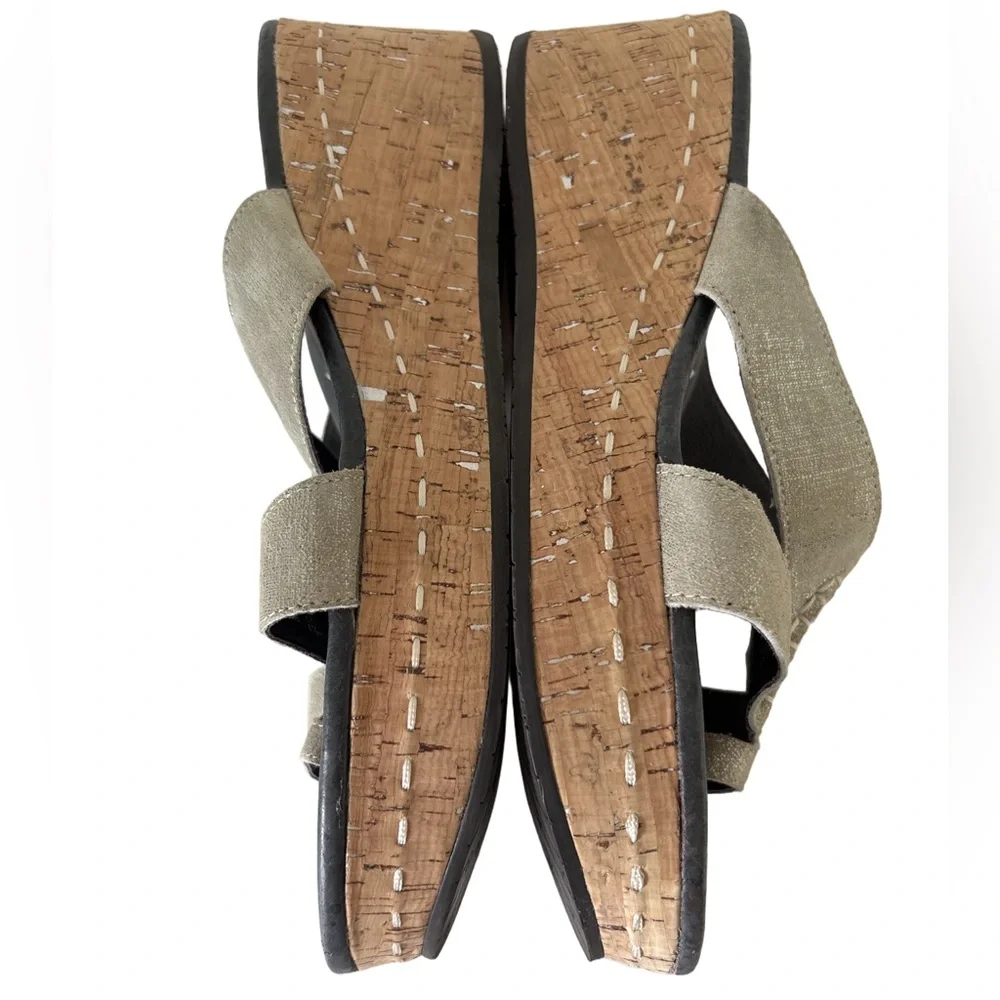 Donald Pliner Shelee2 Metallic Silver Cork Wedge Sandals Size 10 Leather Suede